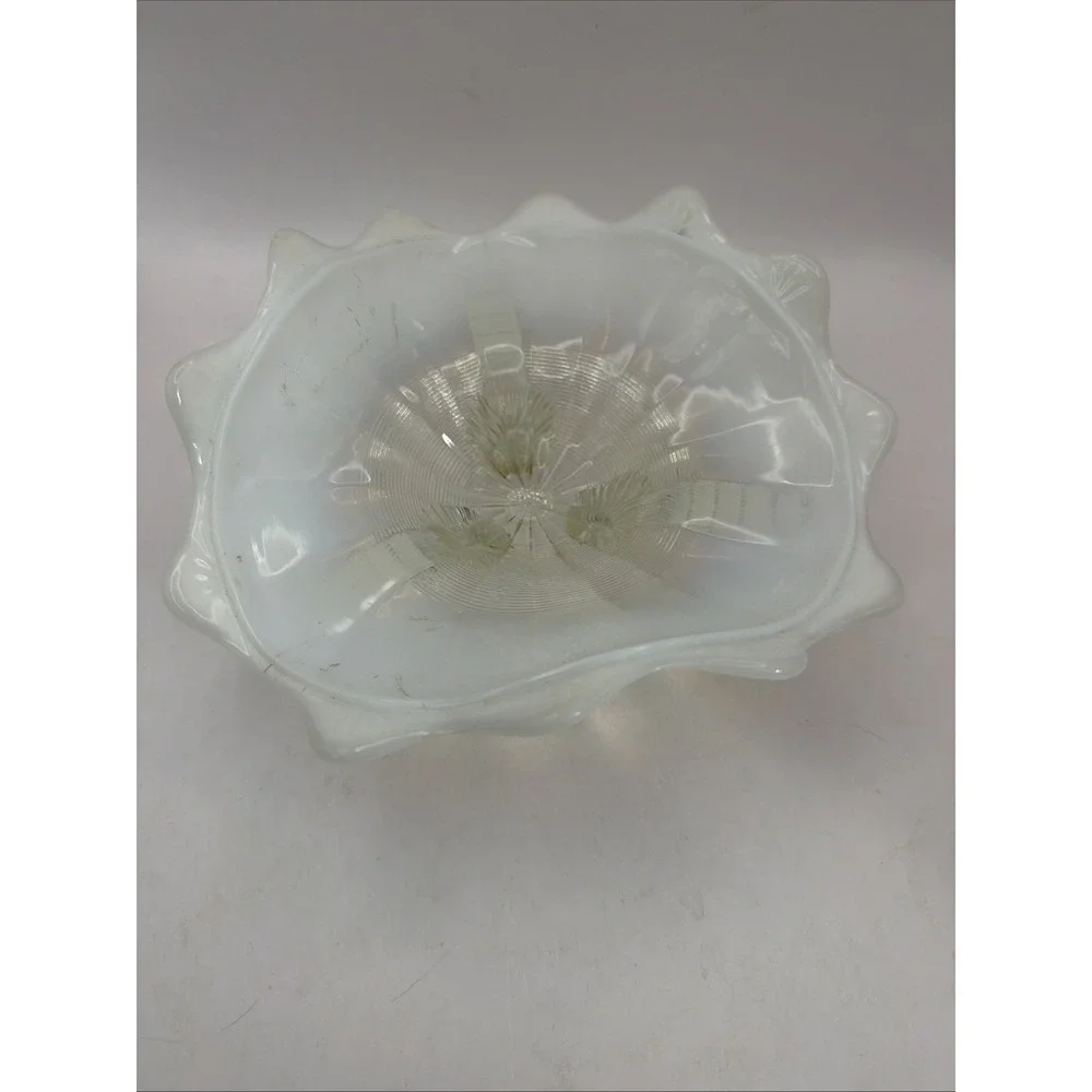 White Northwood Opalescent Glass Bowl Klondyke Three 3 Footed Antique